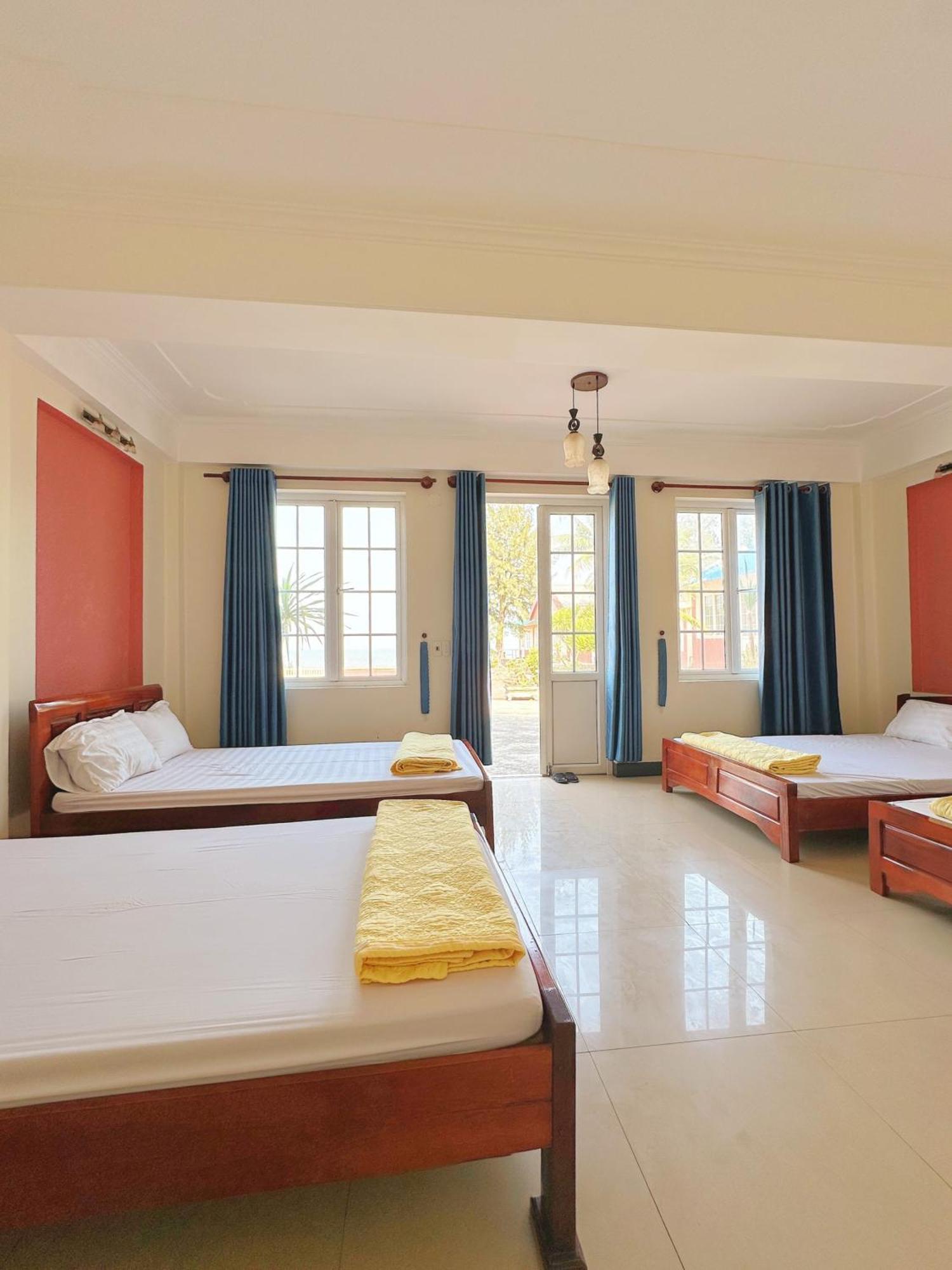Hai Yen Hotel Quang Binh ด่งเฮ้ย ภายนอก รูปภาพ