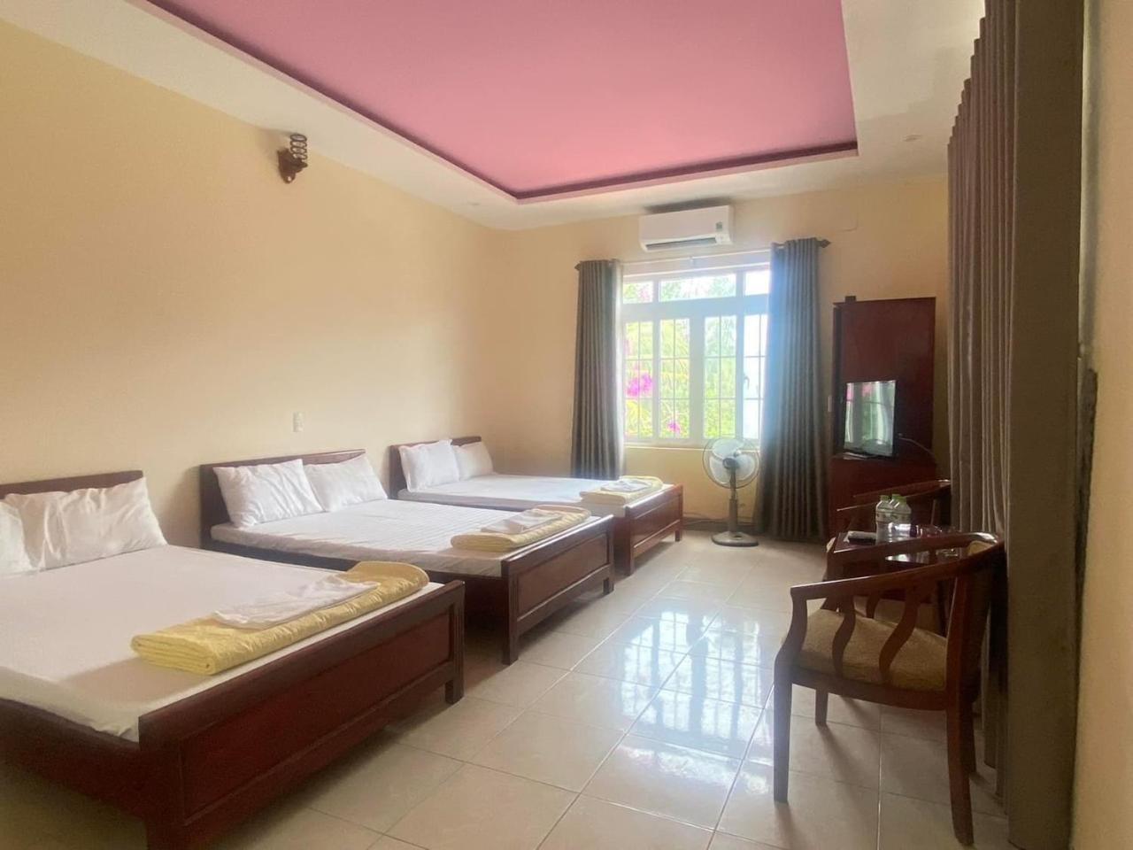 Hai Yen Hotel Quang Binh ด่งเฮ้ย ภายนอก รูปภาพ