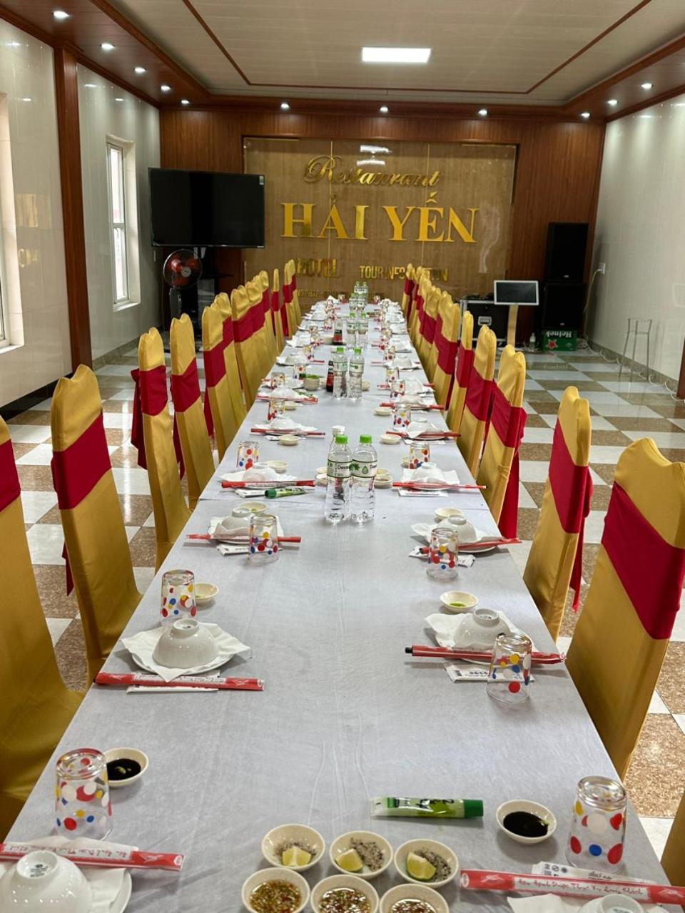 Hai Yen Hotel Quang Binh ด่งเฮ้ย ภายนอก รูปภาพ